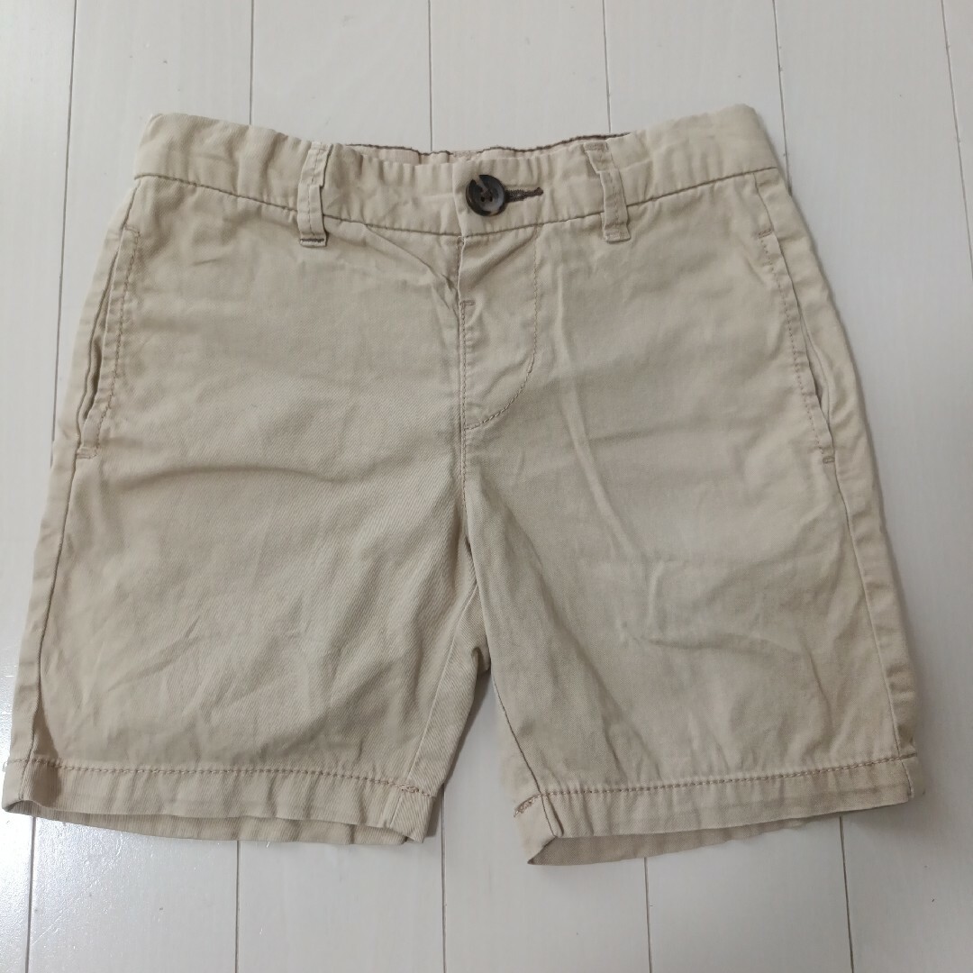 H&M(エイチアンドエム)のH&M　コットンハーフパンツ　98cm キッズ/ベビー/マタニティのキッズ服男の子用(90cm~)(パンツ/スパッツ)の商品写真