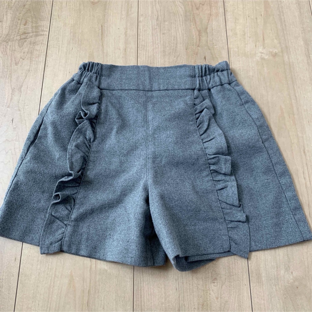 GU(ジーユー)の子ども服 ショートパンツ サイズ120 キッズ/ベビー/マタニティのキッズ服女の子用(90cm~)(パンツ/スパッツ)の商品写真