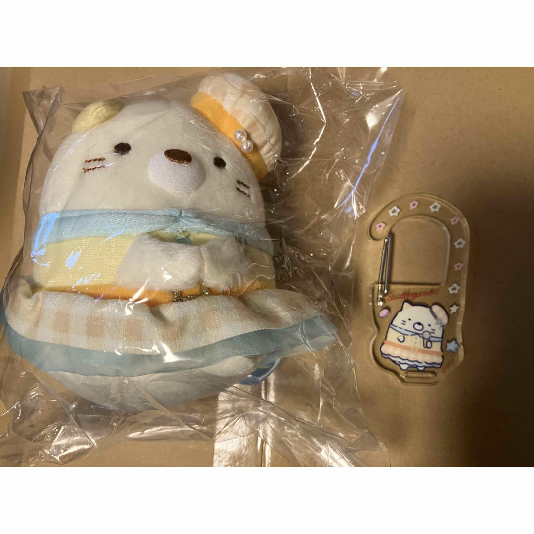 すみっコぐらし(スミッコグラシ)のすみっコくじ ねこ ぬいぐるみ カラビナ エンタメ/ホビーのおもちゃ/ぬいぐるみ(キャラクターグッズ)の商品写真