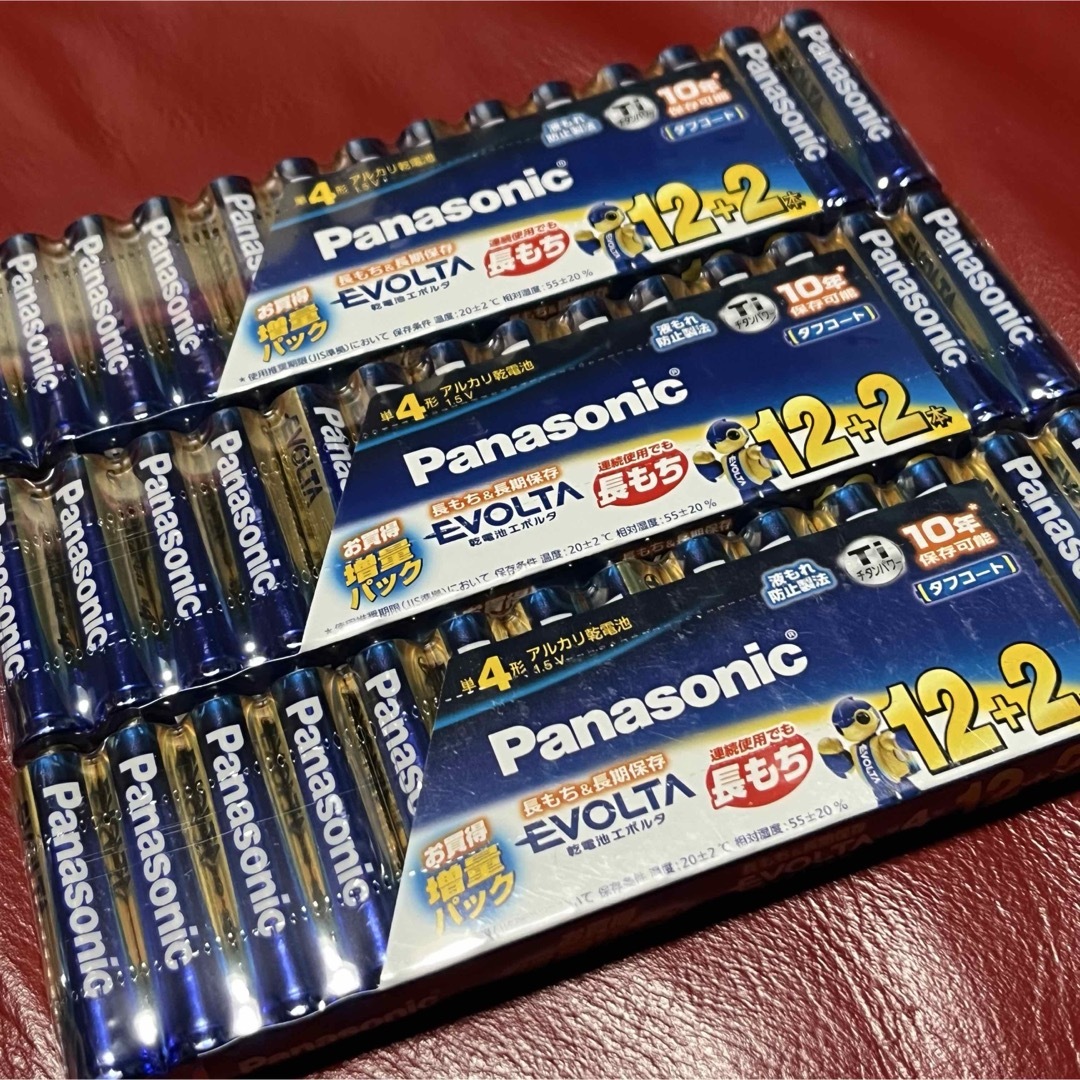 単4電池 42本 Panasonic アルカリ乾電池 エボルタ パナソニック スマホ/家電/カメラの生活家電(その他)の商品写真