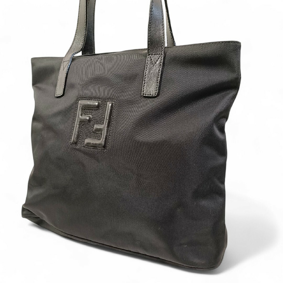 FENDI - 美品 正規品 FENDI フェンディ ハンドバッグ ナイロン FF ズッカ 黒
