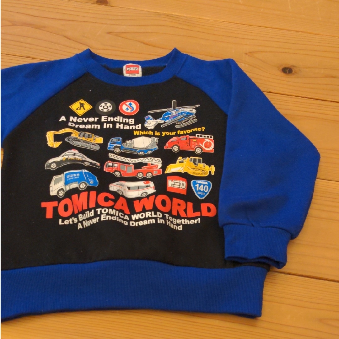 Takara Tomy(タカラトミー)のトミカ トレーナー 110 キッズ/ベビー/マタニティのキッズ服男の子用(90cm~)(Tシャツ/カットソー)の商品写真