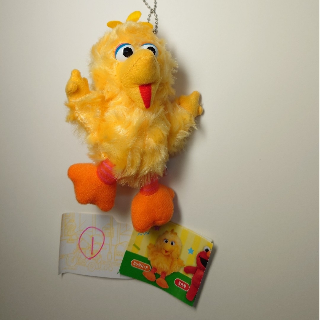 SESAME STREET(セサミストリート)のセサミストリートのぬいぐるみ ボールチェーン付き ガチャ ビッグバード① エンタメ/ホビーのおもちゃ/ぬいぐるみ(キャラクターグッズ)の商品写真