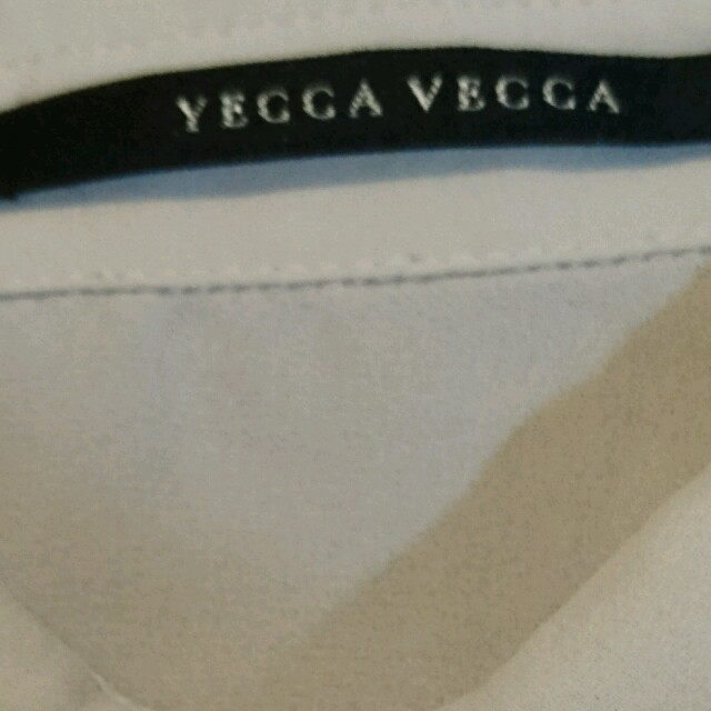 YECCA VECCA(イェッカヴェッカ)のＹＥＣＣＡ ＶＥＣＣＡ ブラウス 中古 レディースのトップス(シャツ/ブラウス(長袖/七分))の商品写真