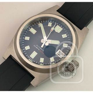 羊の皮を被った狼【NH35搭載/新品】防水性能200m 316L サファイア(腕時計(アナログ))