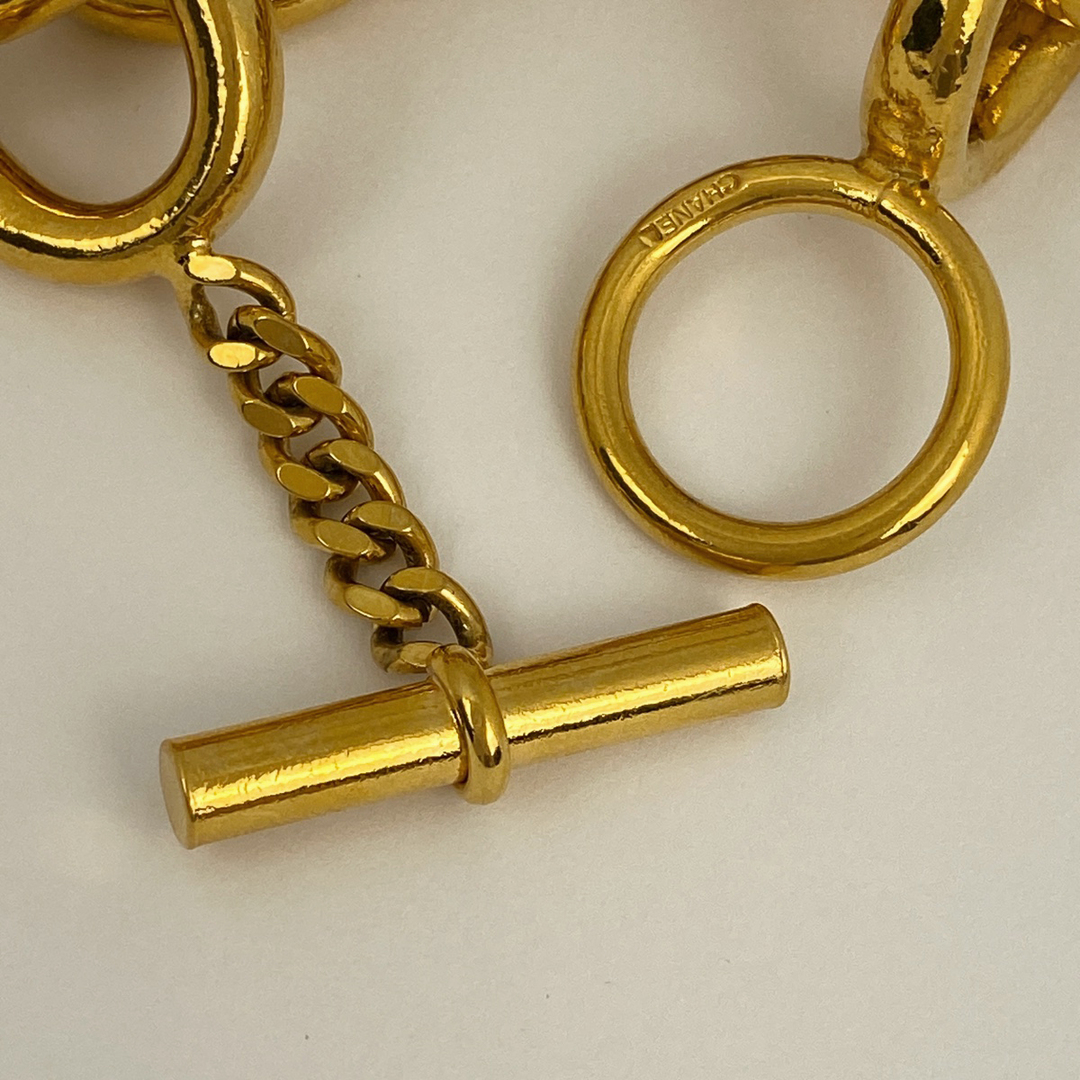 【セール】 福袋 の通販 CHANEL - シャネル ロゴ チェーン ブレスレット GP 【中古】の ブレスレット