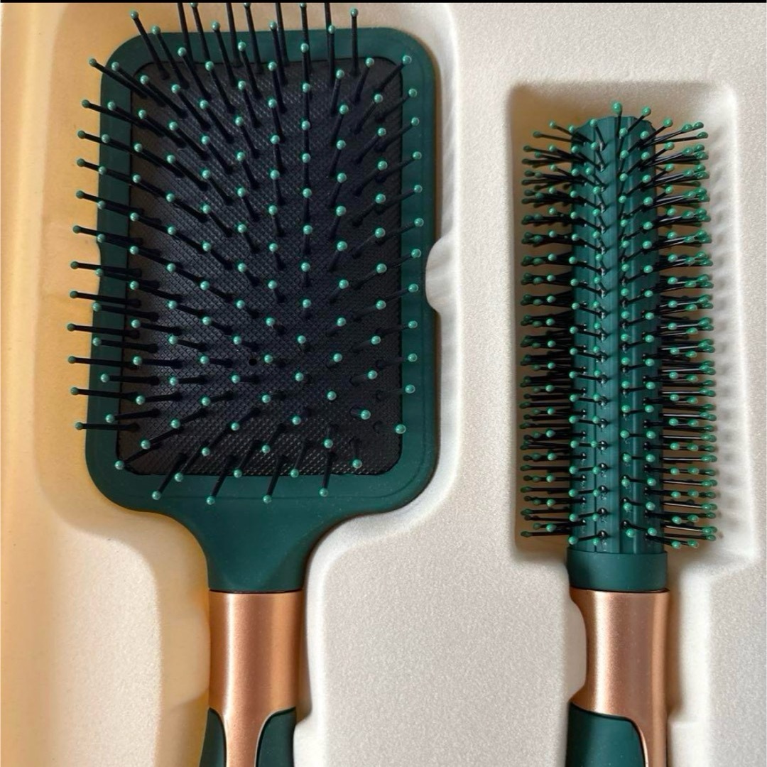ヘアブラシ 4本セット 頭皮の健康 マッサージ 静電気防止 濃い緑色 グリーン コスメ/美容のヘアケア/スタイリング(ヘアブラシ/クシ)の商品写真