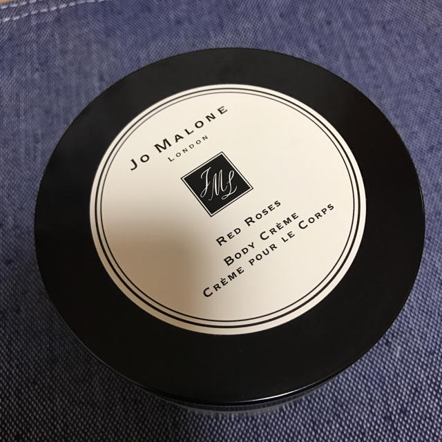 Jo Malone(ジョーマローン)のほぼ新品！箱付き！ ジョーマローン ボディクリーム レッドローズ コスメ/美容のボディケア(ボディクリーム)の商品写真