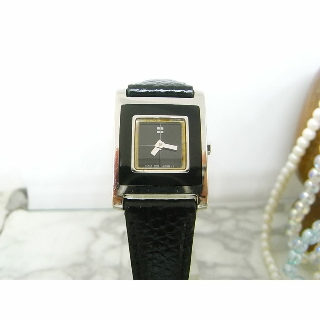 Yves Saint Laurent - イヴサンローラン　YSL　スクエア　ブラック文字盤　レディース　ウォッチ