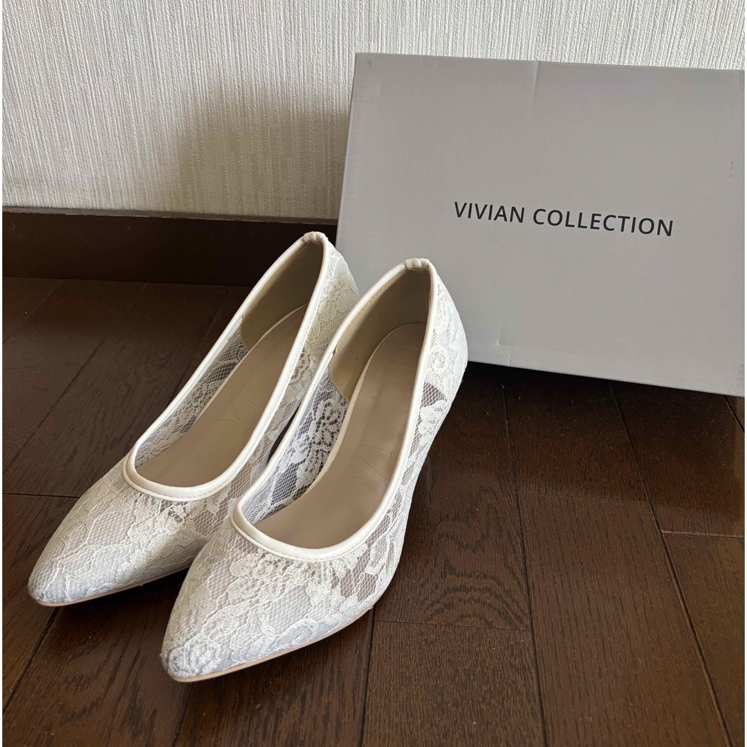 VIVIAN(ヴィヴィアン)のVIVIAN COLLECTION レースパンプス ホワイト 7cm 結婚式 レディースの靴/シューズ(ハイヒール/パンプス)の商品写真
