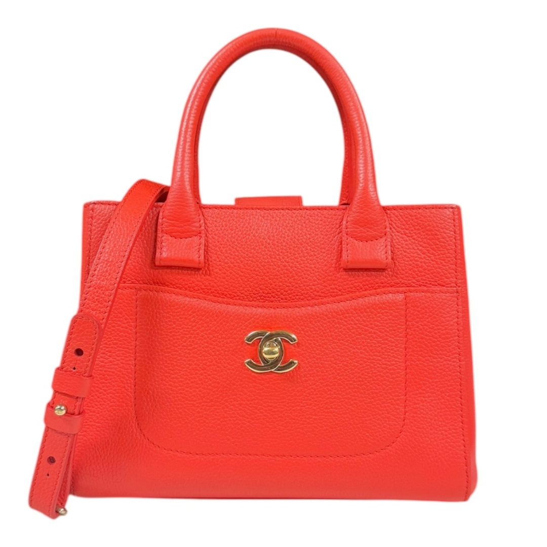CHANEL - シャネル ネオ エグゼクティブ ショルダーバッグ レザー A69929 レッド レディース CHANEL  中古