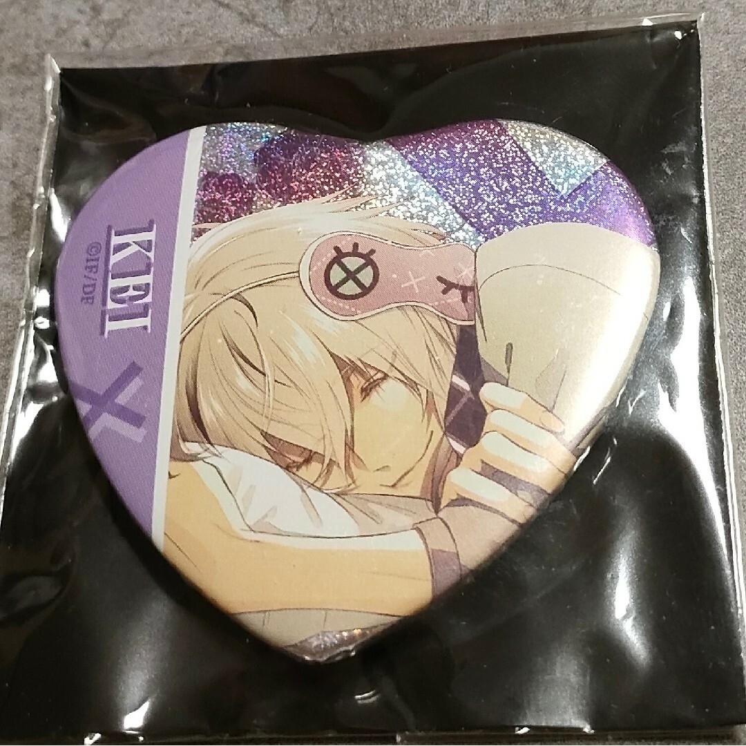 カラマリ オトスト限定 ハート缶バッジ 岡崎契 エンタメ/ホビーのアニメグッズ(バッジ/ピンバッジ)の商品写真