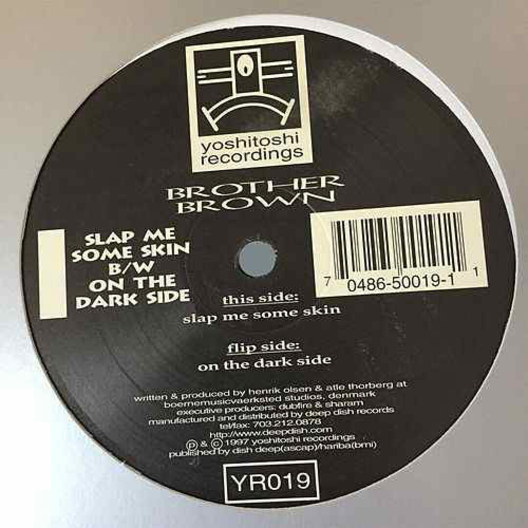 米12” Brother Brown Slap Me Some Skin B/W On The Dark Side YR019 Yoshitoshi Recordings /00250 エンタメ/ホビーのエンタメ その他(その他)の商品写真