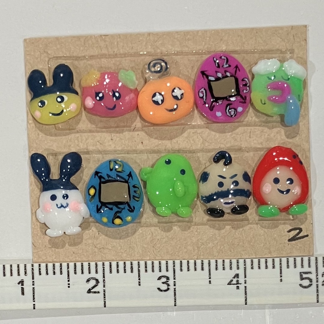 BANDAI(バンダイ)の② ネイルパーツ たまごっち コスメ/美容のネイル(デコパーツ)の商品写真