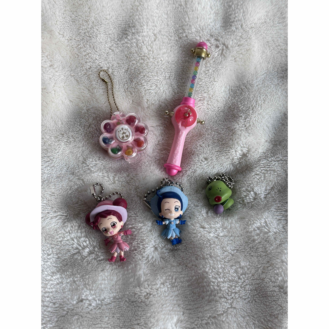 おジャ魔女どれみ、ガチャガチャ5点セット エンタメ/ホビーのおもちゃ/ぬいぐるみ(キャラクターグッズ)の商品写真