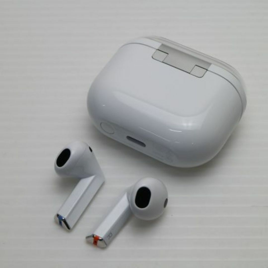 Galaxy - 新品同様 Galaxy Buds3 ホワイト イヤホン Galaxy 即日 Galaxy - 新品同様 Galaxy Buds3 ホワイト イヤホン Galaxy 即日