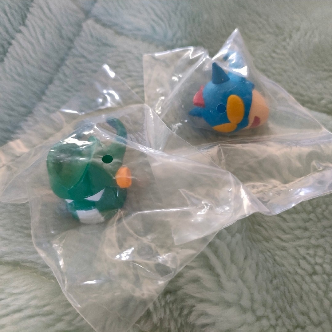 クレヨンしんちゃん(クレヨンシンチャン)のクレヨンしんちゃん ガチャ ぷくっとリング アクション仮面 カンタムロボ エンタメ/ホビーのフィギュア(アニメ/ゲーム)の商品写真
