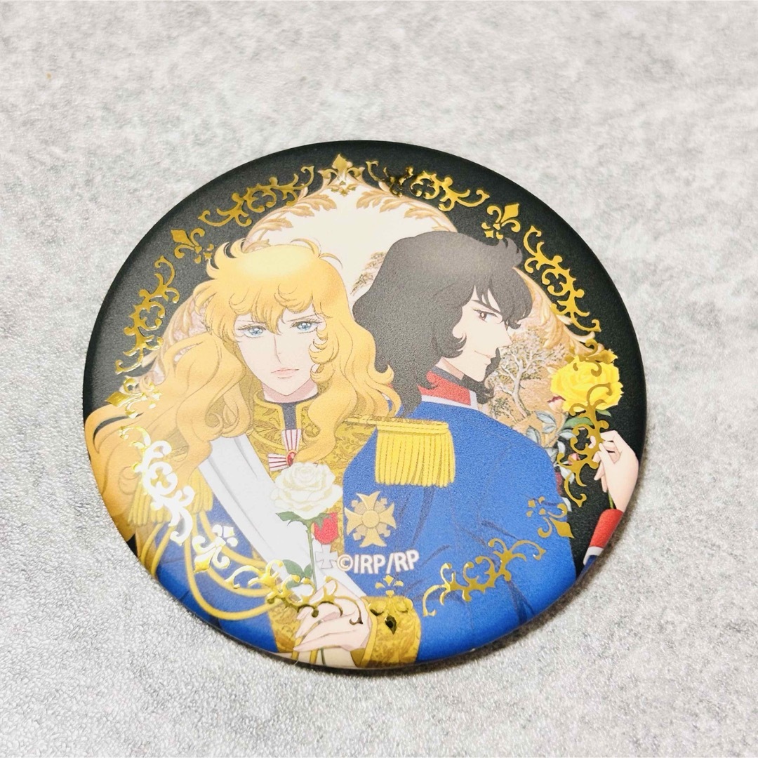 新品ベルサイユのばら オスカル アンドレ 缶バッジ エンタメ/ホビーのおもちゃ/ぬいぐるみ(キャラクターグッズ)の商品写真