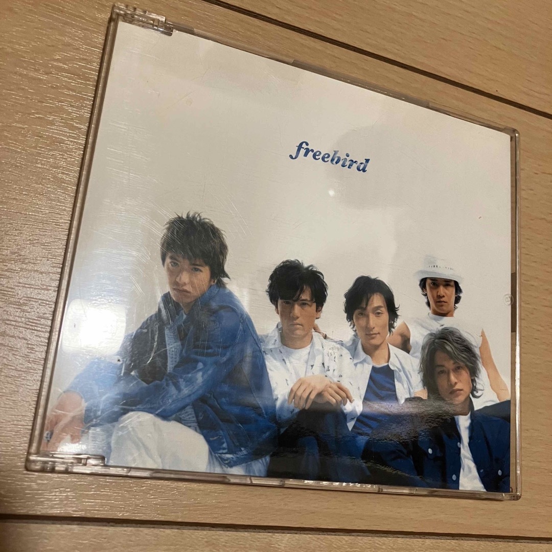 SMAP(スマップ)のSMAP freebird CD シングル 邦楽 J-POP ジャニーズ エンタメ/ホビーのCD(ポップス/ロック(邦楽))の商品写真