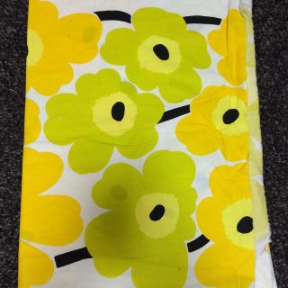 マリメッコ(marimekko)のmarimekko布生地フラワー柄(その他)