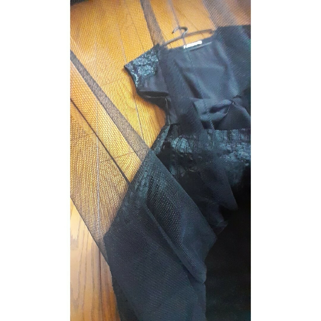 美品、レース使い黒のワンピース レディースのワンピース(ロングワンピース/マキシワンピース)の商品写真
