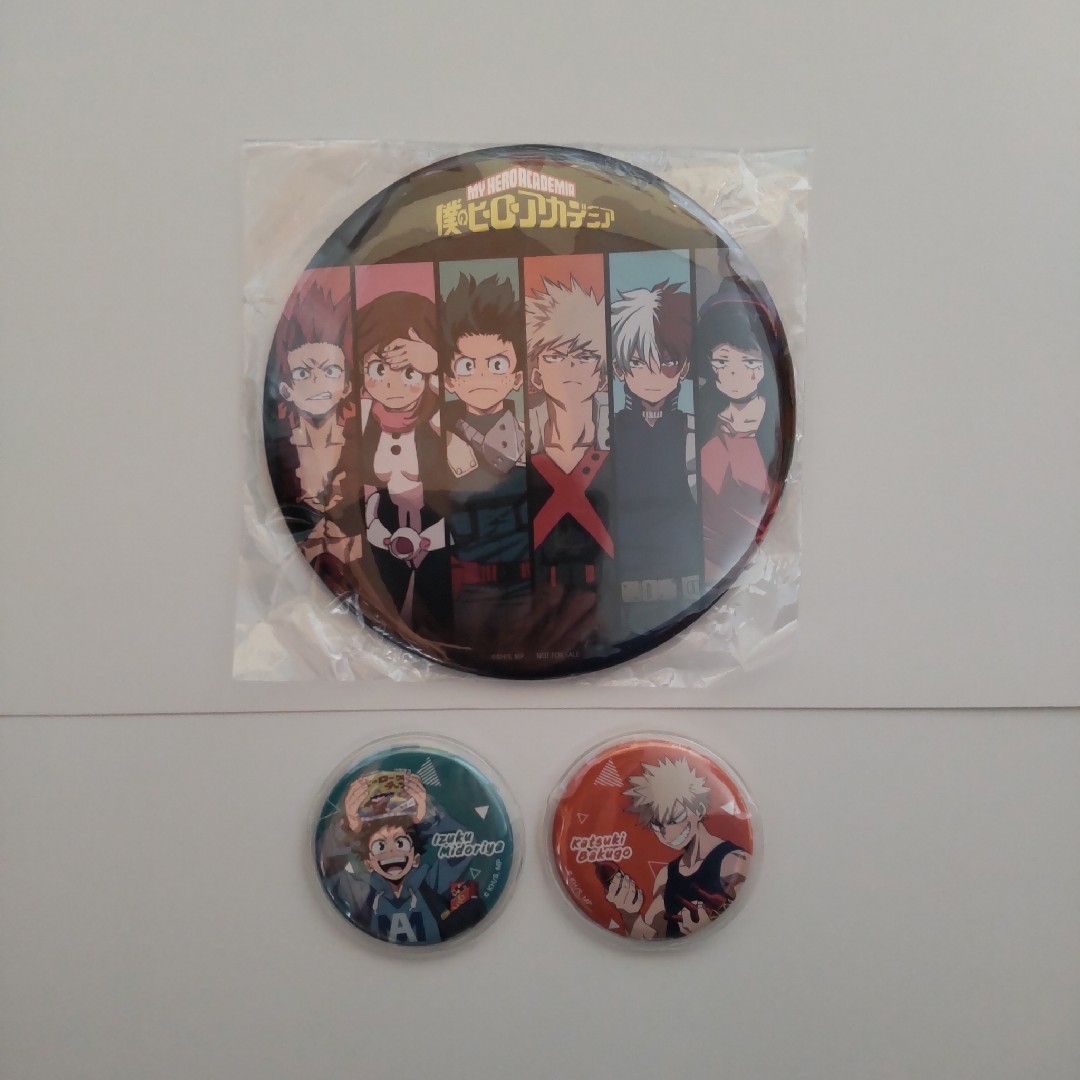 僕のヒーローアカデミア BIG缶バッジ&缶バッジセット エンタメ/ホビーのおもちゃ/ぬいぐるみ(キャラクターグッズ)の商品写真