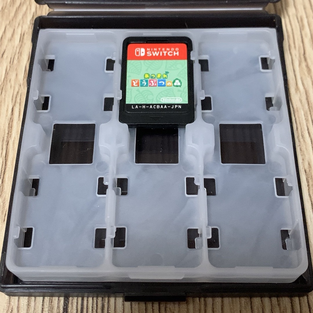 任天堂(ニンテンドウ)のあつまれ どうぶつの森 Nintendo Switch エンタメ/ホビーのゲームソフト/ゲーム機本体(携帯用ゲームソフト)の商品写真