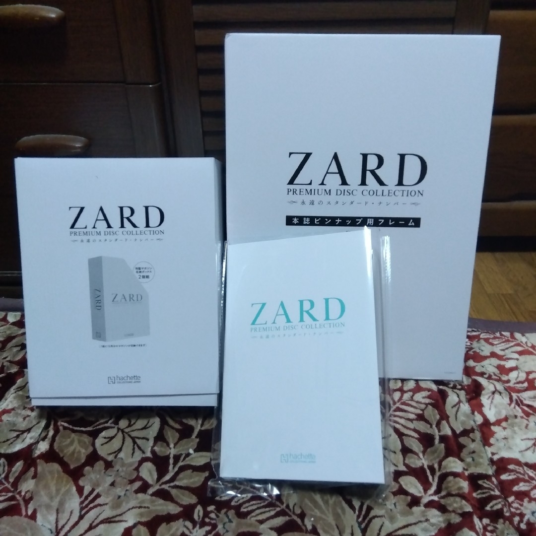 ZARD プレミアディスクコレクション特典３点セット エンタメ/ホビーのタレントグッズ(ミュージシャン)の商品写真