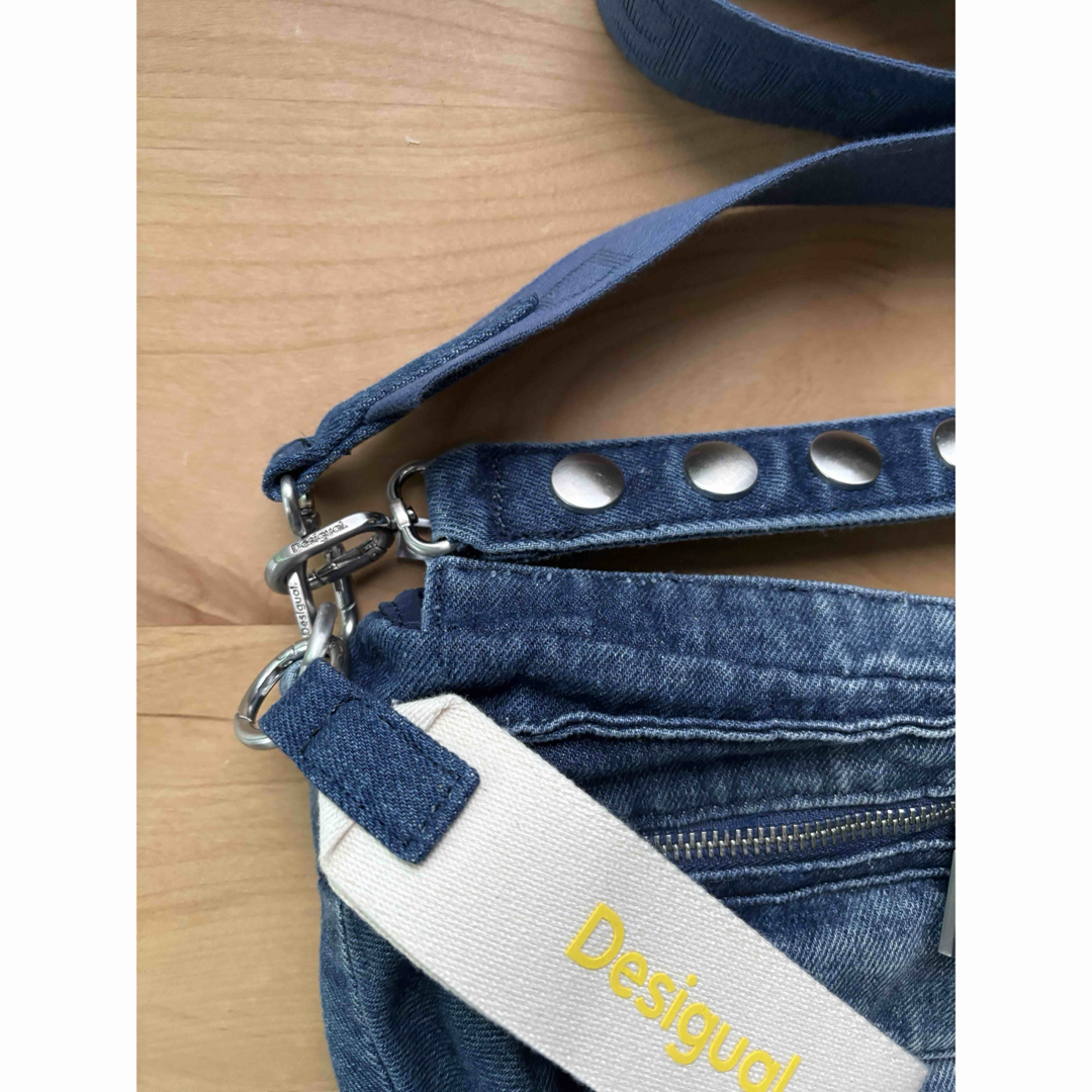 DESIGUAL(デシグアル)の【最終値下げ】新品タグ付♪ Desigual デニムショルダーバッグ　デシグアル レディースのバッグ(ショルダーバッグ)の商品写真