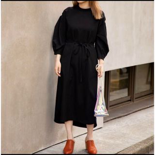 ローズバッドカップルズ(ROSE BUD)の極美品　ROSE BAD  ワンピース(ひざ丈ワンピース)