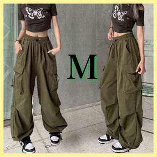 パラシュートパンツ　カーゴパンツ　カーキ　緑　M ワイドパンツ　ダンス　トレンド(ワークパンツ/カーゴパンツ)