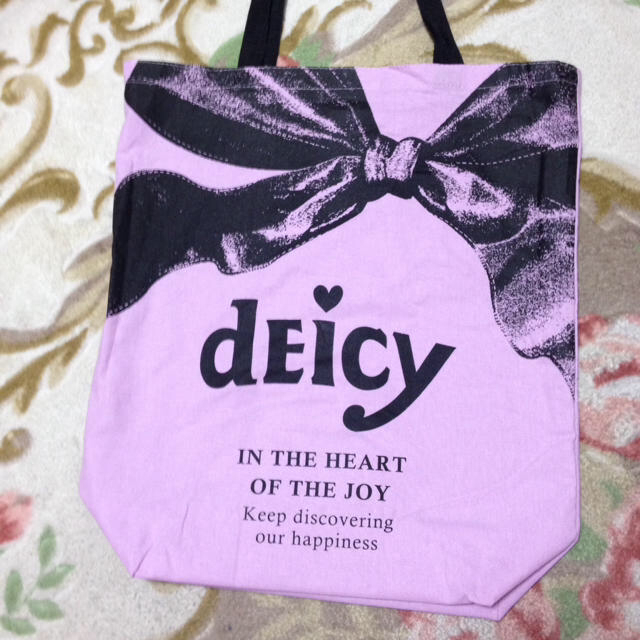 deicy me(デイシーミー)のdeicy♡ショッパーとカタログset レディースのバッグ(トートバッグ)の商品写真