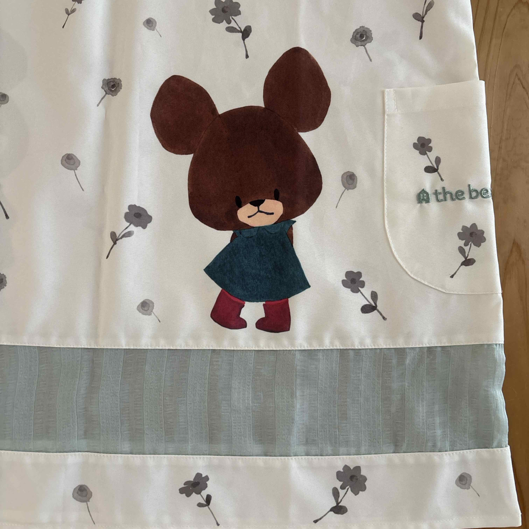 学研(ガッケン)の【美品】学研エプロン ✧︎ くまのがっこう レディースのレディース その他(その他)の商品写真