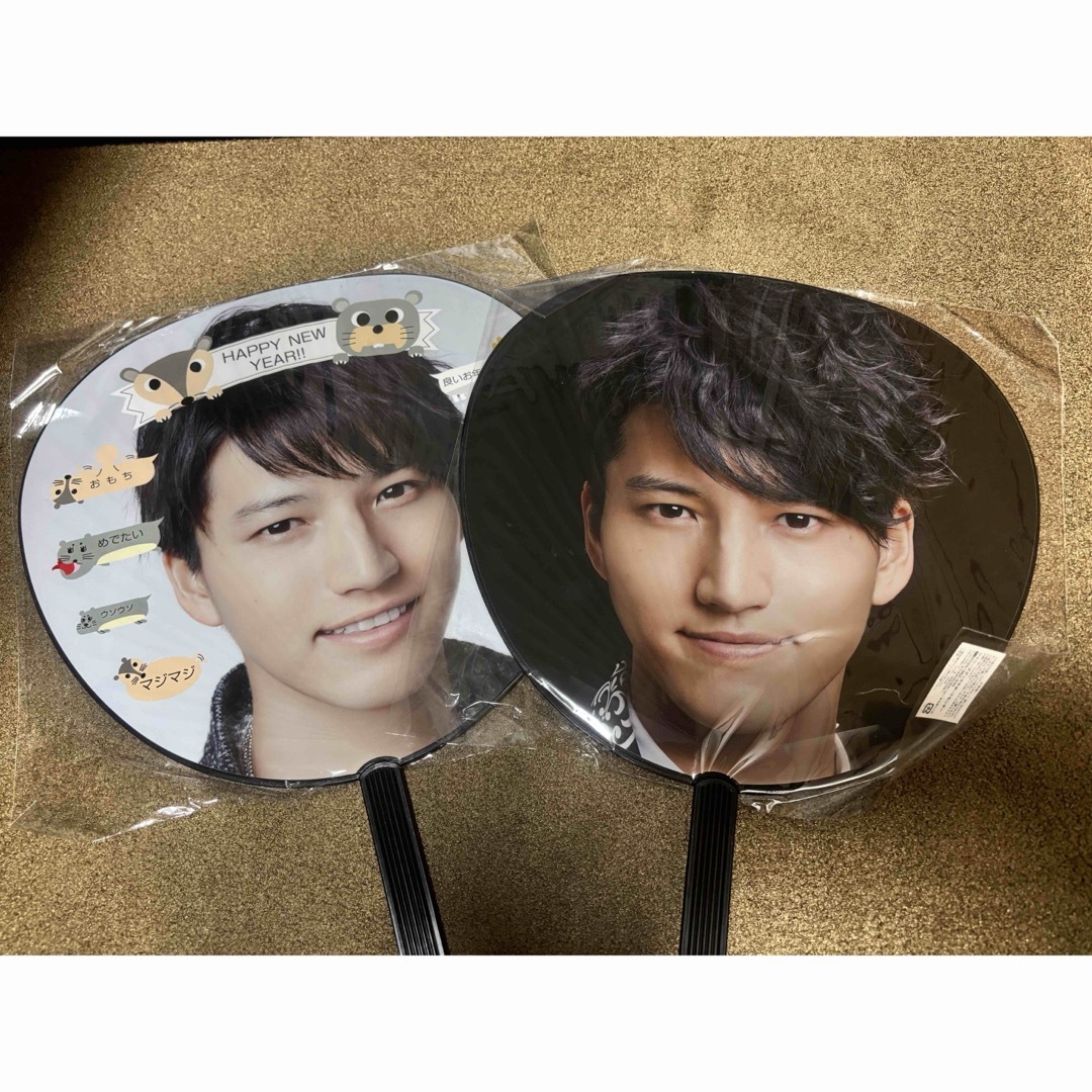 KATーTUN まとめ売りグッズ(CD有) チケットの音楽(男性アイドル)の商品写真