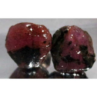 13Ct Africa 天然Redルビー原石 ピアス(ピアス)