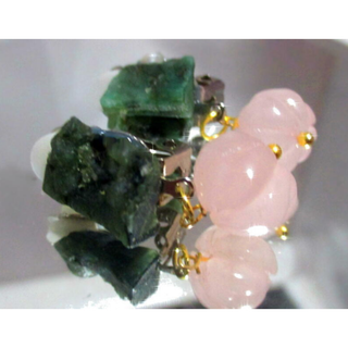 大粒 Green天然エメラルド&Roseクォーツ石 イアリング(イヤリング)