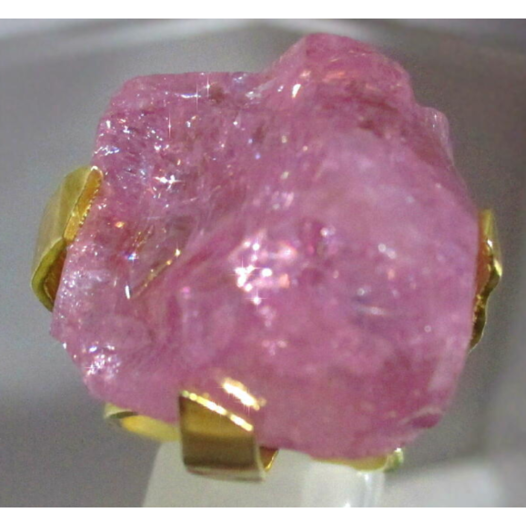 18Kg製品 143Ct Big Beautiful 天然ジルコン原石 Ring