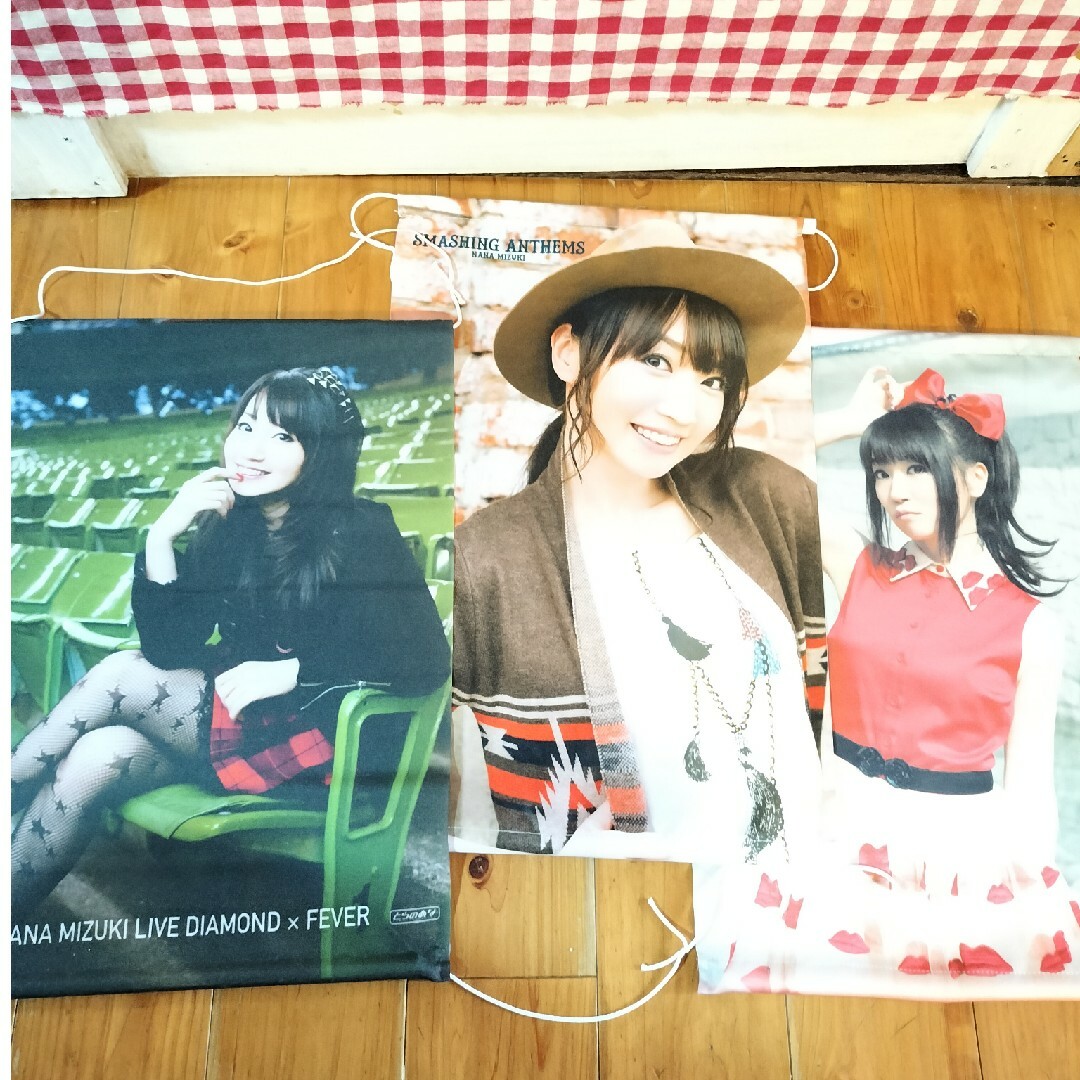 水樹奈々 タペストリー DIAMOND FEVER SMASHING エンタメ/ホビーのタレントグッズ(その他)の商品写真