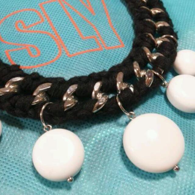 SLY(スライ)のSLY   ボール チョーカー レディースのアクセサリー(ネックレス)の商品写真