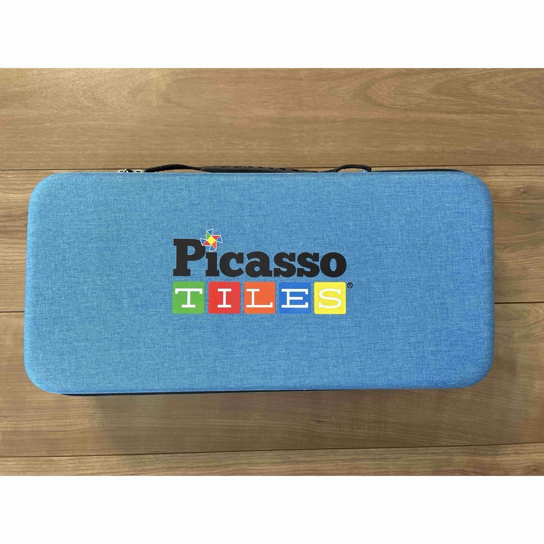 ⚛️ ピカソタイルズ おもちゃ キャリーケース トイケース 収納ケース ブルー インテリア/住まい/日用品の収納家具(ケース/ボックス)の商品写真