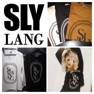 スライ(SLY)の新品SLYLANGルーズロゴロンT送料込(Tシャツ(長袖/七分))