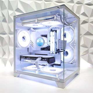 ゲーミングPC 白 ホワイト RTX4060Ti Ryzen7 5700X(デスクトップ型PC)