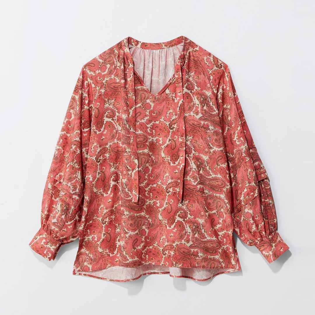 AMERICAN RAG CIE(アメリカンラグシー)のAMERICAN RAG CIE ペイズリーブラウス レディースのトップス(シャツ/ブラウス(長袖/七分))の商品写真