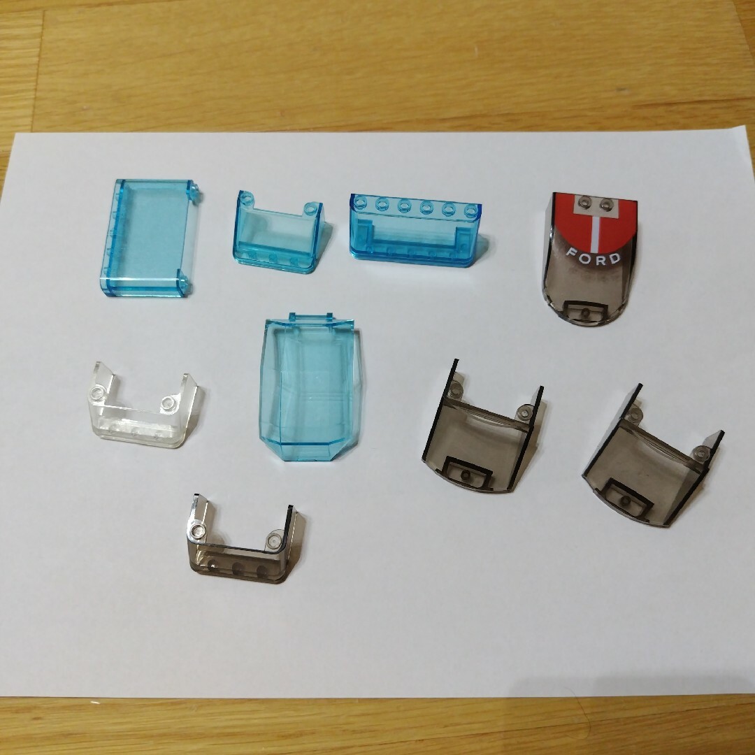 Lego(レゴ)のレゴ フロントガラス パーツ まとめ売り キッズ/ベビー/マタニティのおもちゃ(知育玩具)の商品写真