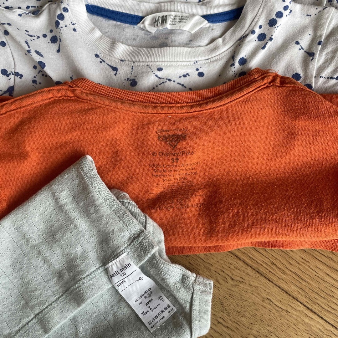 Disney(ディズニー)のH&M  ディズニーカーズ　ナルミヤ　120サイズ　3点セット キッズ/ベビー/マタニティのキッズ服男の子用(90cm~)(Tシャツ/カットソー)の商品写真