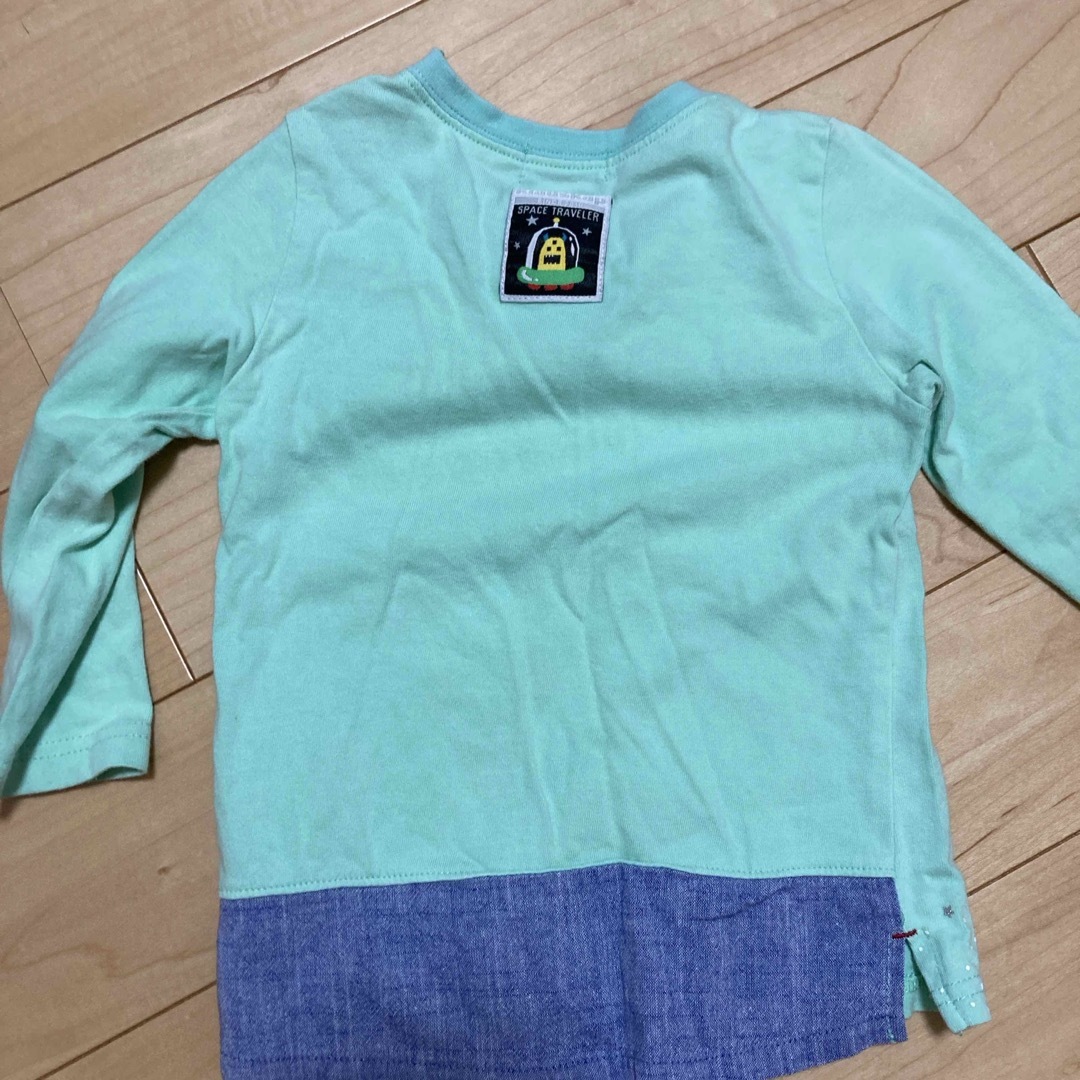 kladskap(クレードスコープ)のグレードスコープ　ロンT  90  グリーン　長袖　子供 キッズ/ベビー/マタニティのキッズ服男の子用(90cm~)(Tシャツ/カットソー)の商品写真