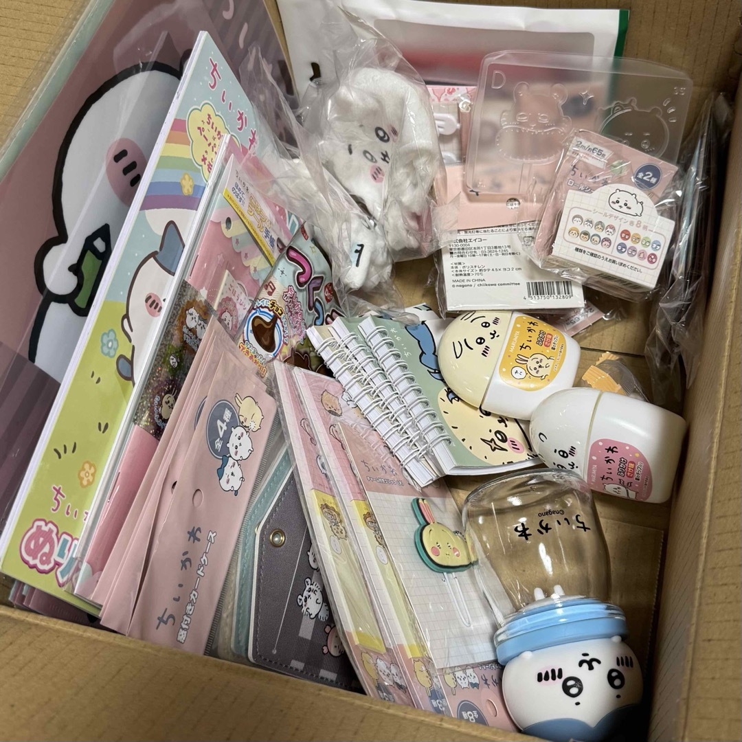 ちいかわ(チイカワ)のちい活卒業まとめ売りセット！！！ エンタメ/ホビーのおもちゃ/ぬいぐるみ(キャラクターグッズ)の商品写真