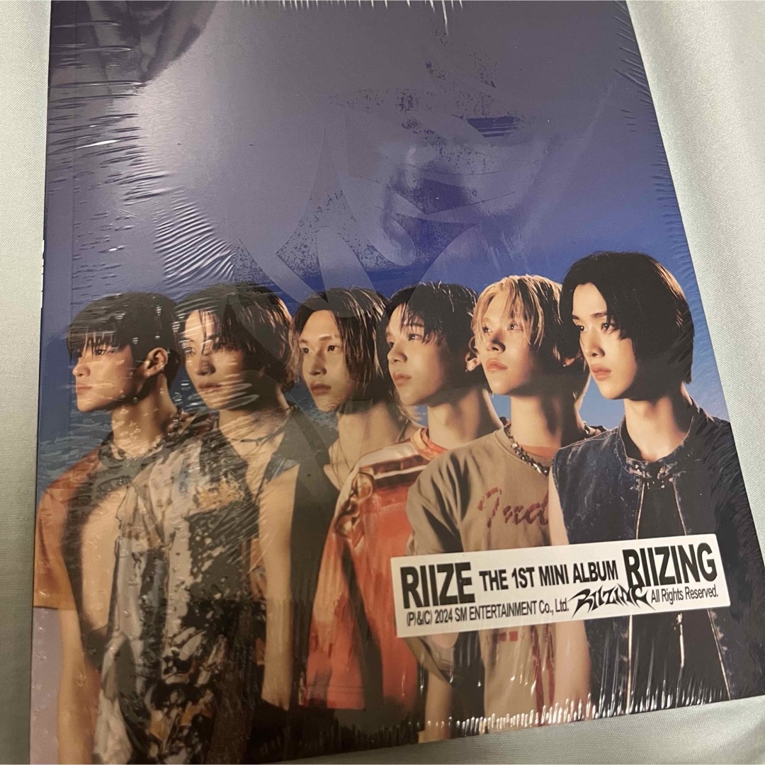 RIIZE ライズ アルバム RIIZING エンタメ/ホビーのCD(K-POP/アジア)の商品写真