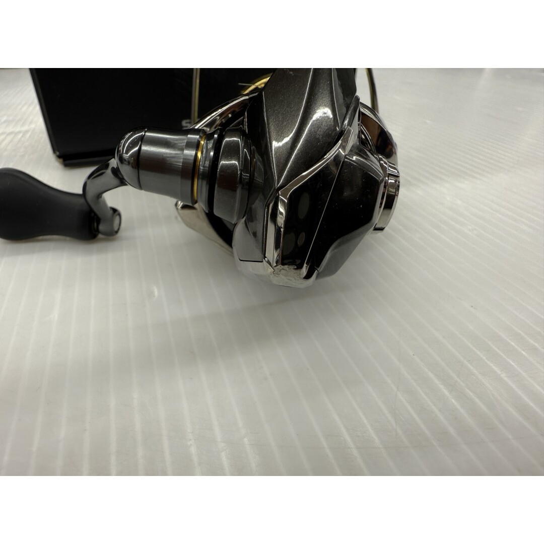 ブランドバッグ 人気ランキング2024 - SHIMANO σσSHIMANO 程度B キズ有 20ツインパワーC2000S シマノ リール