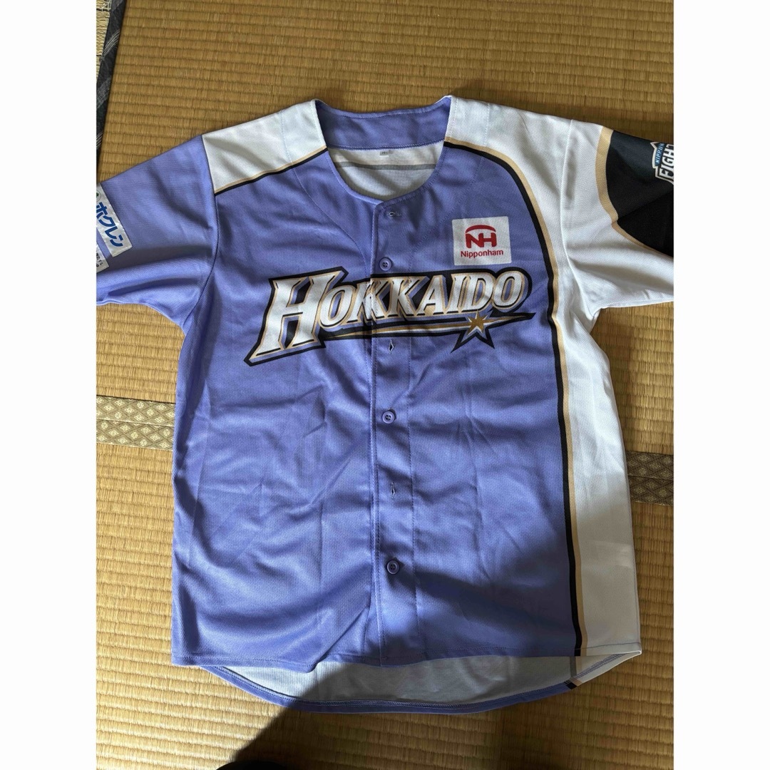 北海道日本ハムファイターズ(ホッカイドウニホンハムファイターズ)の北海道日本ハムファイターズユニフォーム スポーツ/アウトドアの野球(応援グッズ)の商品写真